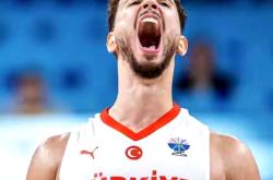 字母哥关键节点绝杀，FPX带队取胜！的简单介绍