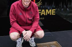 德布劳内回归赛场，回归赛场首场状态亮眼，瑞士队观众沸腾！的简单介绍