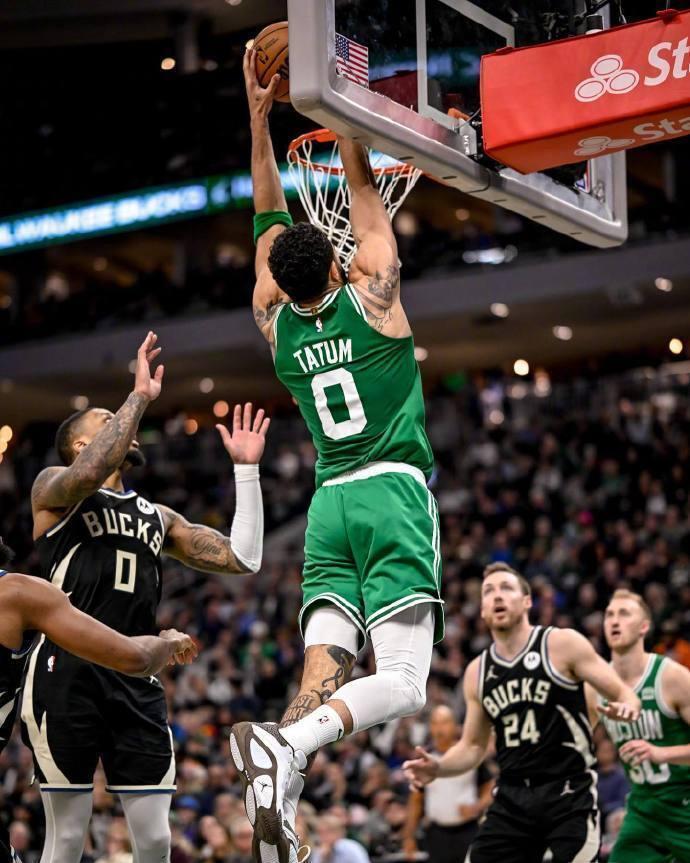 塔图姆在快船比赛中势不可挡,挺进下一轮引发热议!的简单介绍 塔图姆在快船比赛中势不可挡,挺进下一轮引发热议!的简单介绍